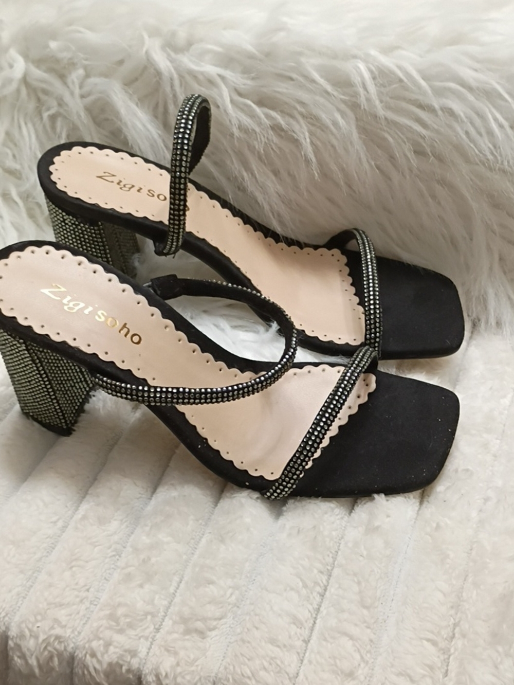 New Zigi Soho Daleyza Black Rhinestone Jeweled Studded Heeled Sandals SZ 7.5 M - Picture 4 of 16